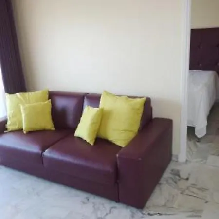 Apartment Stylish One Bedroom In Just Off The Croisette And Near Beaches - 680